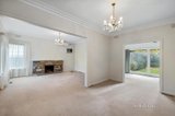 https://images.listonce.com.au/custom/160x/listings/11-palmer-avenue-balwyn-vic-3103/919/01367919_img_02.jpg?IeiO39Zhq1I