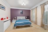 https://images.listonce.com.au/custom/160x/listings/11-park-crescent-bentleigh-vic-3204/546/01180546_img_06.jpg?qxiXVpc6RIE