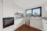 https://images.listonce.com.au/custom/160x/listings/11-parkgate-drive-ringwood-vic-3134/320/01954320_img_05.jpg?bB0xVUt8bww