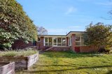 https://images.listonce.com.au/custom/160x/listings/11-parkgate-drive-ringwood-vic-3134/320/01954320_img_14.jpg?Cxuw7NMjnxM