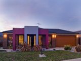 https://images.listonce.com.au/custom/160x/listings/11-pinot-street-waurn-ponds-vic-3216/083/01699083_img_01.jpg?RgaYL_FdygU