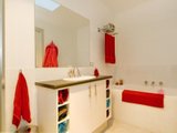 https://images.listonce.com.au/custom/160x/listings/11-pinot-street-waurn-ponds-vic-3216/083/01699083_img_07.jpg?5OR_QSDcU-I