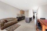 https://images.listonce.com.au/custom/160x/listings/11-pottage-circuit-macleod-vic-3085/540/01029540_img_03.jpg?zODawI4JAyY