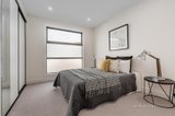 https://images.listonce.com.au/custom/160x/listings/11-regal-avenue-doncaster-east-vic-3109/253/01406253_img_10.jpg?1P0e-Tg4Lns