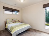 https://images.listonce.com.au/custom/160x/listings/11-regent-avenue-mooroolbark-vic-3138/096/01524096_img_10.jpg?xvmVubqrbhk