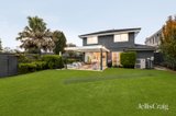 https://images.listonce.com.au/custom/160x/listings/11-robin-grove-mount-waverley-vic-3149/207/01931207_img_23.jpg?J9EpkMq3w98