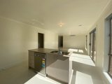 https://images.listonce.com.au/custom/160x/listings/11-rockingham-street-armstrong-creek-vic-3217/913/01836913_img_03.jpg?s9HPHnzl2sg