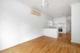 https://images.listonce.com.au/custom/160x/listings/11-rosaline-avenue-mount-waverley-vic-3149/630/01735630_img_07.jpg?95mxPE8zqDw