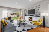 https://images.listonce.com.au/custom/160x/listings/11-ross-street-kew-vic-3101/529/00678529_img_08.jpg?jASYrLQy7J8