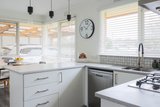 https://images.listonce.com.au/custom/160x/listings/11-royal-avenue-essendon-north-vic-3041/374/01973374_img_06.jpg?HeNQ0bv2BXw
