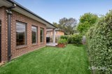 https://images.listonce.com.au/custom/160x/listings/11-sabato-street-croydon-vic-3136/334/01838334_img_21.jpg?3PuAnIuHjqs