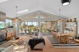 https://images.listonce.com.au/custom/160x/listings/11-sailors-reef-lane-maldon-vic-3463/376/01898376_img_01.jpg?fYCsdXDpoQM