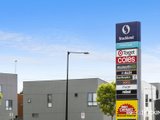 https://images.listonce.com.au/custom/160x/listings/11-sarsparilla-drive-point-cook-vic-3030/663/01203663_img_18.jpg?i_3qc1vT63w