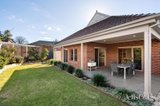 https://images.listonce.com.au/custom/160x/listings/11-serpentine-street-mont-albert-vic-3127/625/01942625_img_13.jpg?fMFbdm_oB2A
