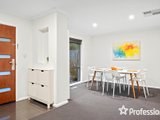 https://images.listonce.com.au/custom/160x/listings/11-sheldon-avenue-mooroolbark-vic-3138/999/01524999_img_05.jpg?z9zQ9zcq0jA