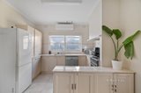 https://images.listonce.com.au/custom/160x/listings/11-sinclair-crescent-macleod-vic-3085/204/01682204_img_03.jpg?F5tRp1M_-vk