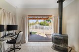 https://images.listonce.com.au/custom/160x/listings/11-sinclair-crescent-macleod-vic-3085/204/01682204_img_07.jpg?TQgT663RJc4