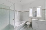 https://images.listonce.com.au/custom/160x/listings/11-sinclair-crescent-macleod-vic-3085/204/01682204_img_09.jpg?D3Gsh6ceEW4