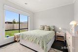 https://images.listonce.com.au/custom/160x/listings/11-spoonbill-avenue-winter-valley-vic-3358/901/01975901_img_10.jpg?4Q_S1n8any4