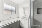 https://images.listonce.com.au/custom/160x/listings/11-spoonbill-avenue-winter-valley-vic-3358/901/01975901_img_13.jpg?rHhY7L4B9Ig