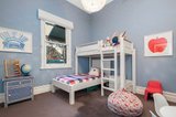 https://images.listonce.com.au/custom/160x/listings/11-st-georges-road-elsternwick-vic-3185/254/01794254_img_10.jpg?aJgzSmLz3x0