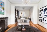 https://images.listonce.com.au/custom/160x/listings/11-st-vincent-place-albert-park-vic-3206/567/01752567_img_07.jpg?pKTGrwtpw14