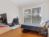 https://images.listonce.com.au/custom/160x/listings/11-stamford-street-wendouree-vic-3355/612/01576612_img_05.jpg?37WwgsiqY5w