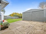 https://images.listonce.com.au/custom/160x/listings/11-stamford-street-wendouree-vic-3355/612/01576612_img_11.jpg?aRLGt1Z1YDw