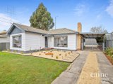 https://images.listonce.com.au/custom/160x/listings/11-stamford-street-wendouree-vic-3355/612/01576612_img_13.jpg?0MBZkqk1TG0