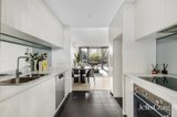 https://images.listonce.com.au/custom/160x/listings/11-studio-walk-richmond-vic-3121/982/01914982_img_03.jpg?XQiKbN-X6PA