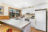 https://images.listonce.com.au/custom/160x/listings/11-sullivans-road-woodend-vic-3442/015/00491015_img_02.jpg?VdhQd6vCaRc