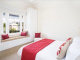 https://images.listonce.com.au/custom/160x/listings/11-sydney-street-ascot-vale-vic-3032/494/01633494_img_05.jpg?zKFhdlTSJwU