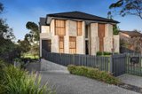 https://images.listonce.com.au/custom/160x/listings/11-the-boulevard-balwyn-north-vic-3104/551/01263551_img_01.jpg?Vw9ArFTCMPk