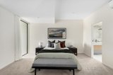 https://images.listonce.com.au/custom/160x/listings/11-the-boulevard-balwyn-north-vic-3104/551/01263551_img_09.jpg?pEQQ57uHW_s