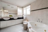 https://images.listonce.com.au/custom/160x/listings/11-the-ridge-canterbury-vic-3126/232/01907232_img_15.jpg?A6mOAZe22vo
