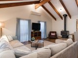 https://images.listonce.com.au/custom/160x/listings/11-tolhurst-avenue-boronia-vic-3155/468/01524468_img_03.jpg?w3gVMLoN1nc