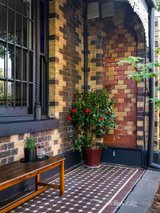 https://images.listonce.com.au/custom/160x/listings/11-trenerry-crescent-abbotsford-vic-3067/312/01970312_img_02.jpg?w3iiEu4MIA8