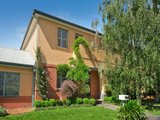 https://images.listonce.com.au/custom/160x/listings/11-vaughan-crescent-kew-vic-3101/851/00828851_img_01.jpg?ujKJwYbzHzM