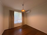 https://images.listonce.com.au/custom/160x/listings/11-venice-court-glen-waverley-vic-3150/892/01855892_img_11.jpg?DMAFhIv7zao