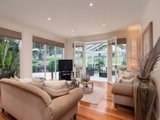 https://images.listonce.com.au/custom/160x/listings/11-waratah-court-lilydale-vic-3140/188/01524188_img_06.jpg?KtI2_eVmICE