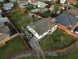 https://images.listonce.com.au/custom/160x/listings/11-warren-court-east-geelong-vic-3219/521/01699521_img_01.jpg?LsUevMeBkAg