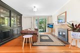 https://images.listonce.com.au/custom/160x/listings/11-westerfield-drive-notting-hill-vic-3168/035/01660035_img_04.jpg?9mla9Us1cIs