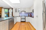 https://images.listonce.com.au/custom/160x/listings/11-westerfield-drive-notting-hill-vic-3168/035/01660035_img_06.jpg?Xw34YBuSnjQ