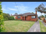 https://images.listonce.com.au/custom/160x/listings/11-white-street-parkdale-vic-3195/043/01928043_img_06.jpg?51dC2fMpA64