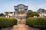 https://images.listonce.com.au/custom/160x/listings/11-woodfull-road-lower-plenty-vic-3093/623/01724623_img_02.jpg?b2hMR_Odb58