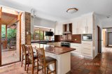 https://images.listonce.com.au/custom/160x/listings/11-woodfull-road-lower-plenty-vic-3093/623/01724623_img_13.jpg?aP-RtWvujKE
