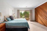 https://images.listonce.com.au/custom/160x/listings/11-woodfull-road-lower-plenty-vic-3093/623/01724623_img_21.jpg?Hxufdf-DJZs