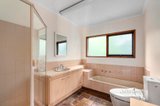 https://images.listonce.com.au/custom/160x/listings/11-woodfull-road-lower-plenty-vic-3093/623/01724623_img_22.jpg?hc7y9jjivOA
