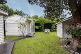 https://images.listonce.com.au/custom/160x/listings/11-woodlands-avenue-kew-east-vic-3102/824/01289824_img_05.jpg?9aPt985r698