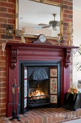 https://images.listonce.com.au/custom/160x/listings/11-yering-place-chirnside-park-vic-3116/405/01900405_img_04.jpg?e6gcl7MqQIA